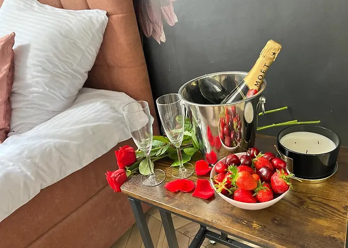 Secret Garden * وارسو