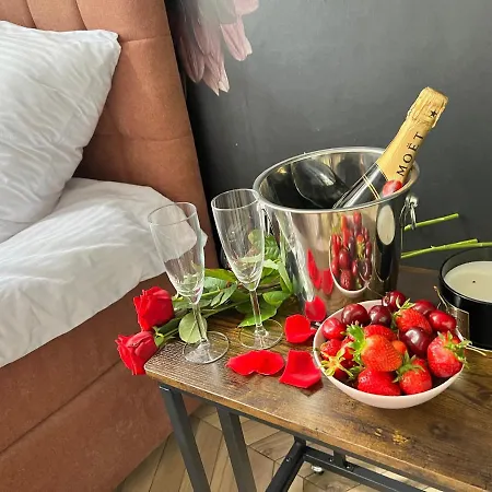 Secret Garden * Βαρσοβία